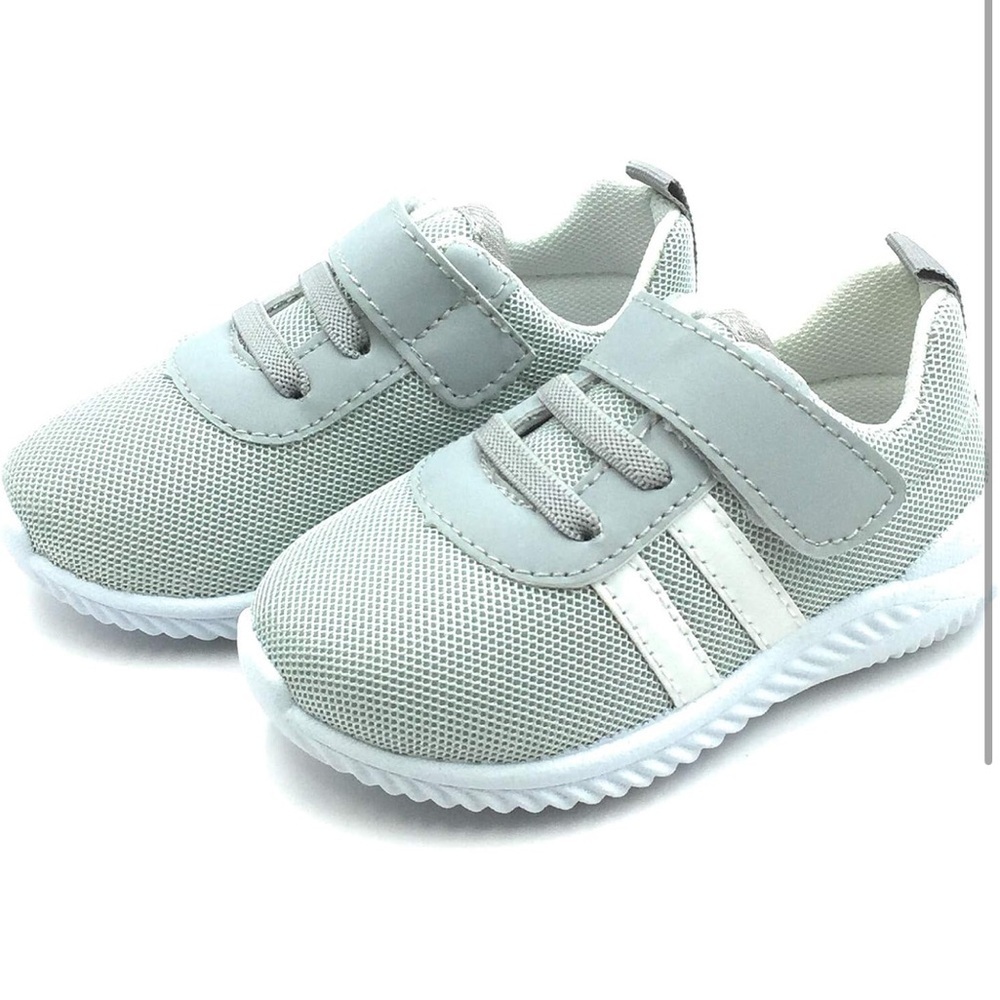 Old Navy Sage Green Sneakers